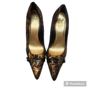 Black w gold heels BKE size 8 HOST PICK💘💘💘